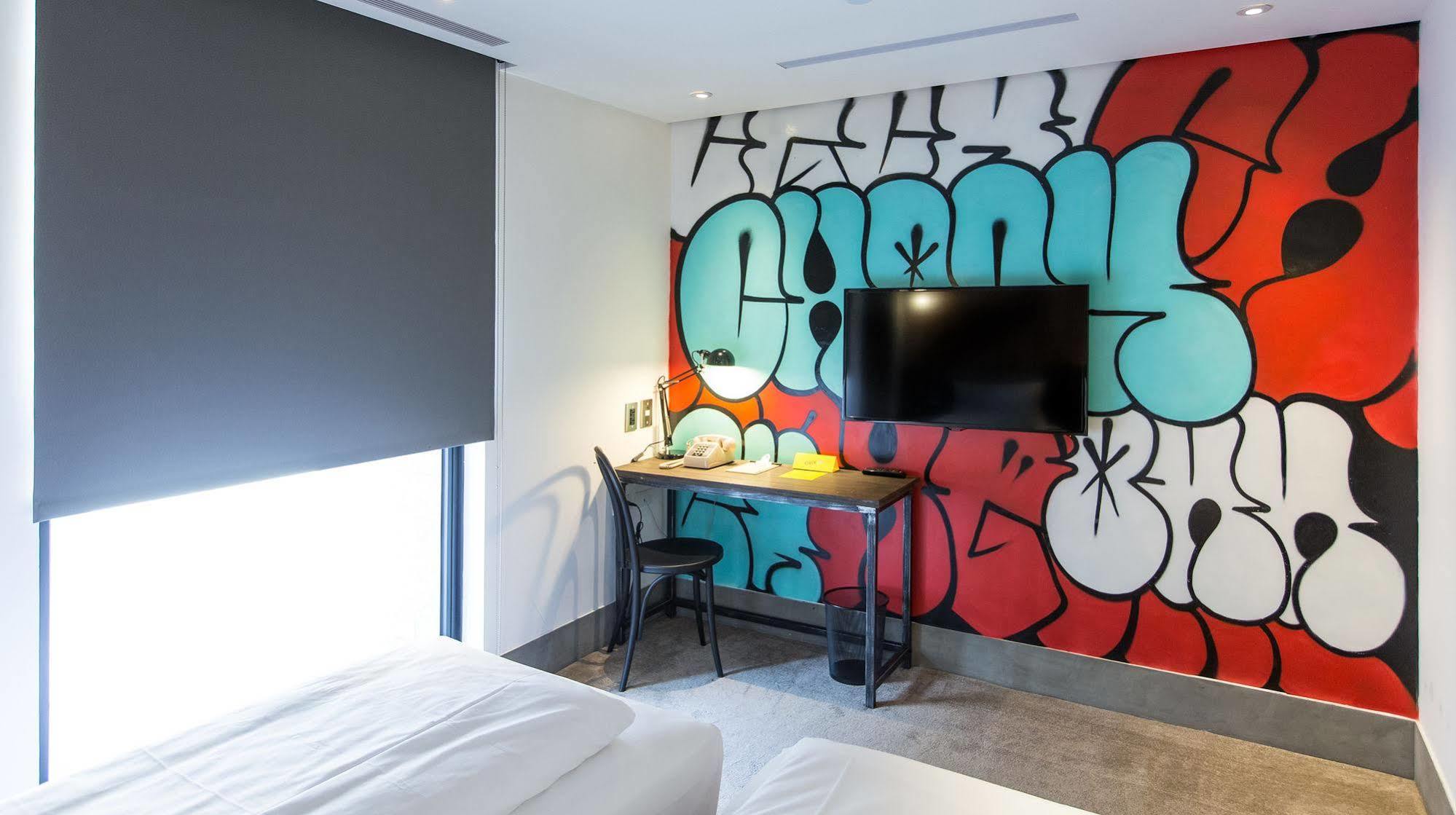 CHECK inn Taipei Songjiang Bagian luar foto