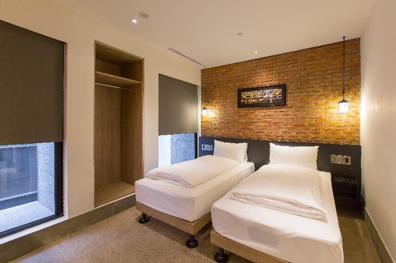 CHECK inn Taipei Songjiang Bagian luar foto